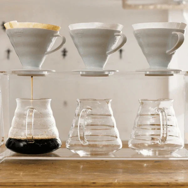 HARIO V60 DRIPPER - CRVENI-KERAMIČKI